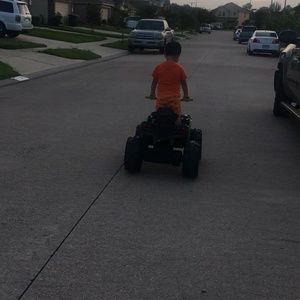 Meet your Posher, Yazmin